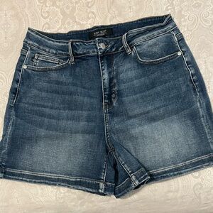 Judy Blue Dark Wash Jean Shorts